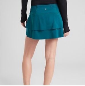 Athleta High-Rise Teal Skort Momentum Size Small